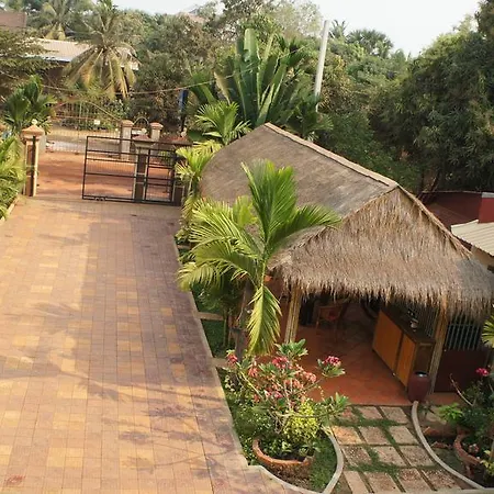 Villa Ratana City